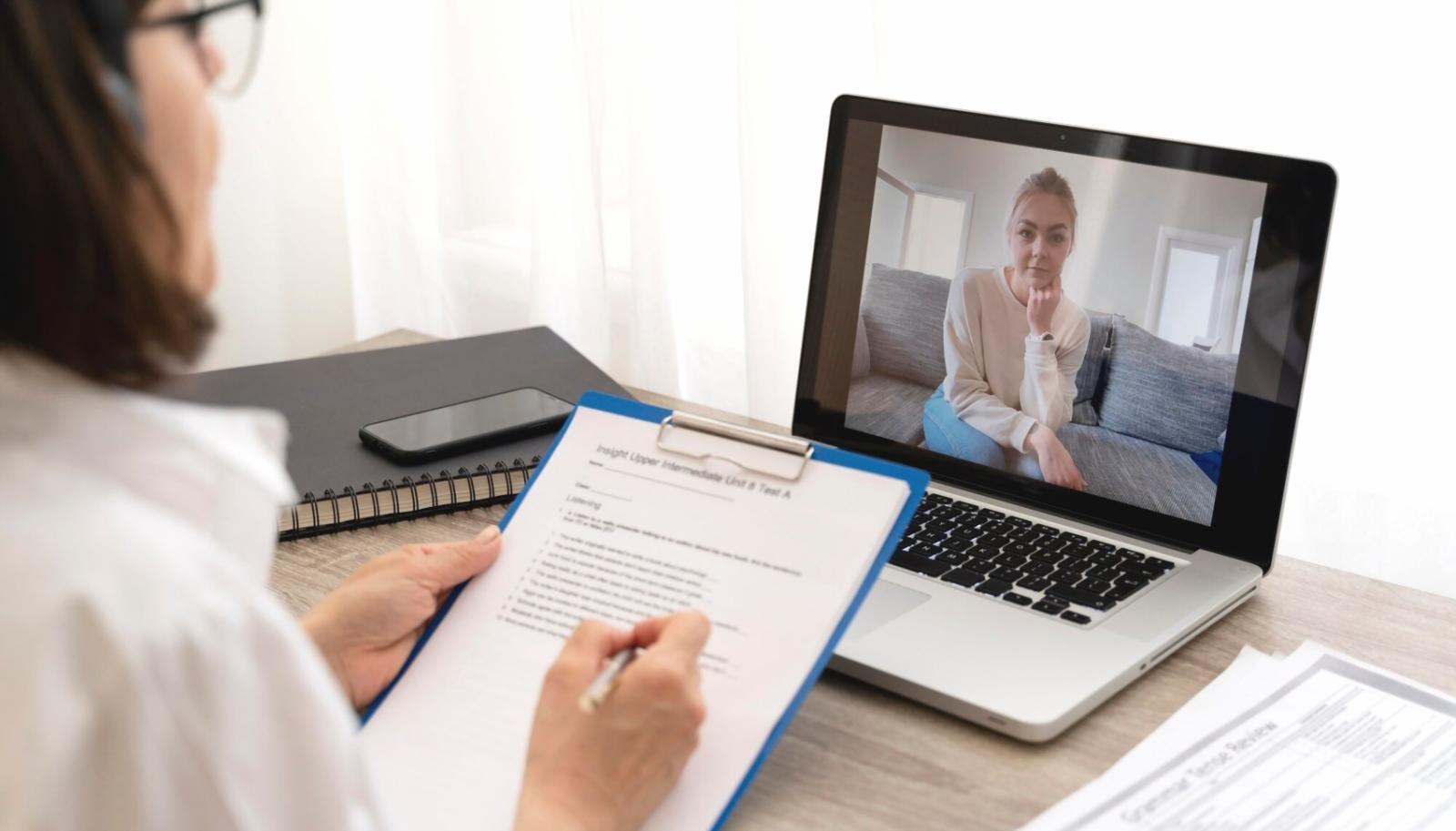 Analyse de documents financiers en équipe